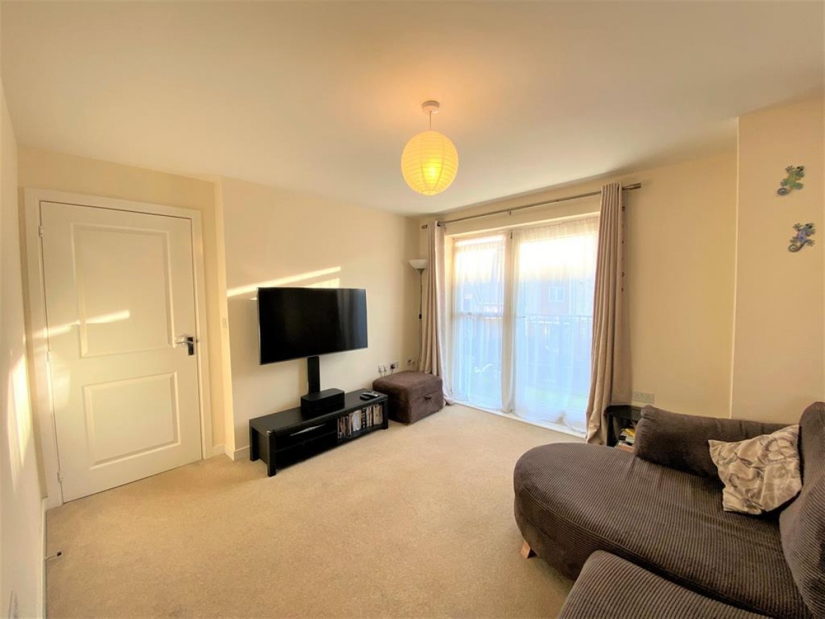 Seafox House, Albacore Way, Hayes, UB3 2FQ