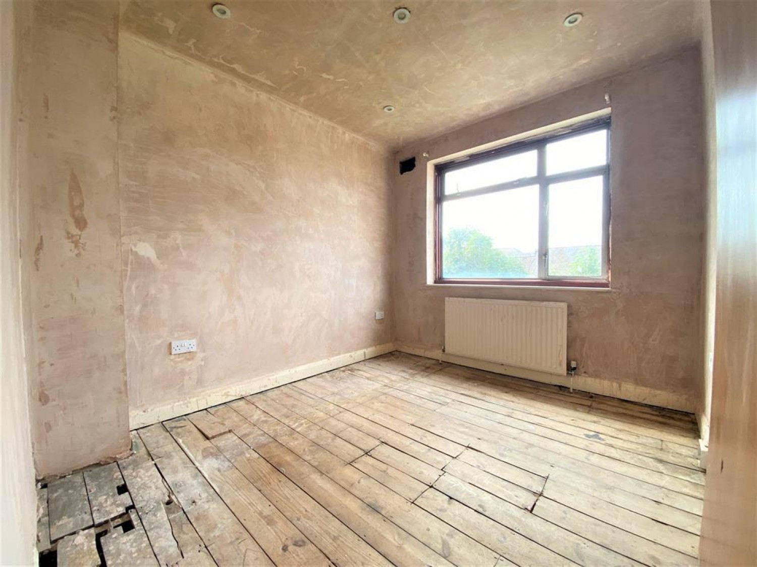 Carlton Avenue, Hayes, Middlesex, UB3 4AD