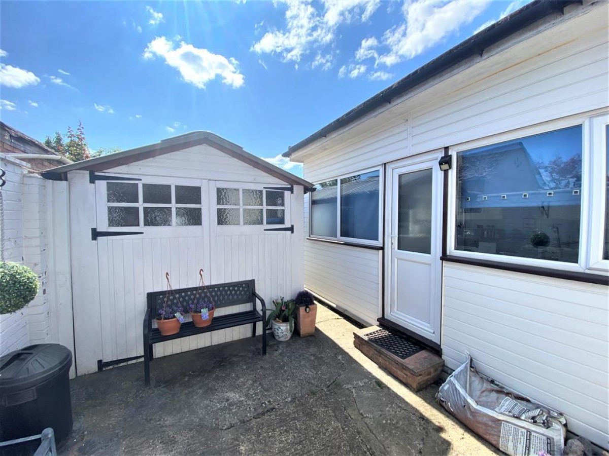 Granville Road, Hayes, Middlesex, UB3 4PL