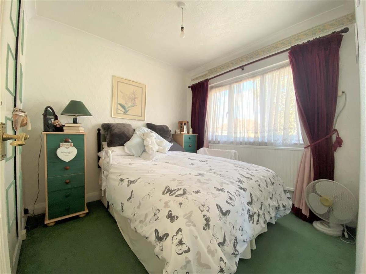 Granville Road, Hayes, Middlesex, UB3 4PL