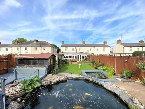 Townfield Square, Hayes, Middlesex, UB3