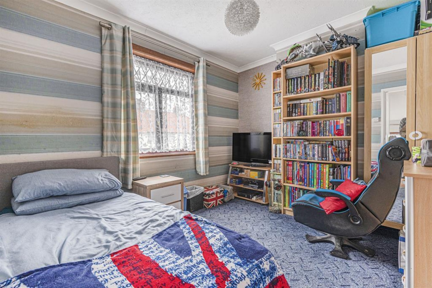 West Walk, Hayes, UB3 3JH