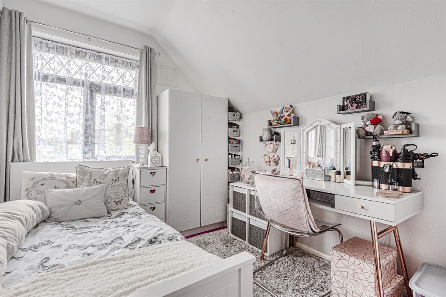 West Walk, Hayes, UB3 3JH