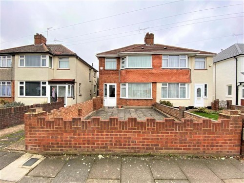 Wentworth Crescent, Hayes, Middlesex, UB3 1NR