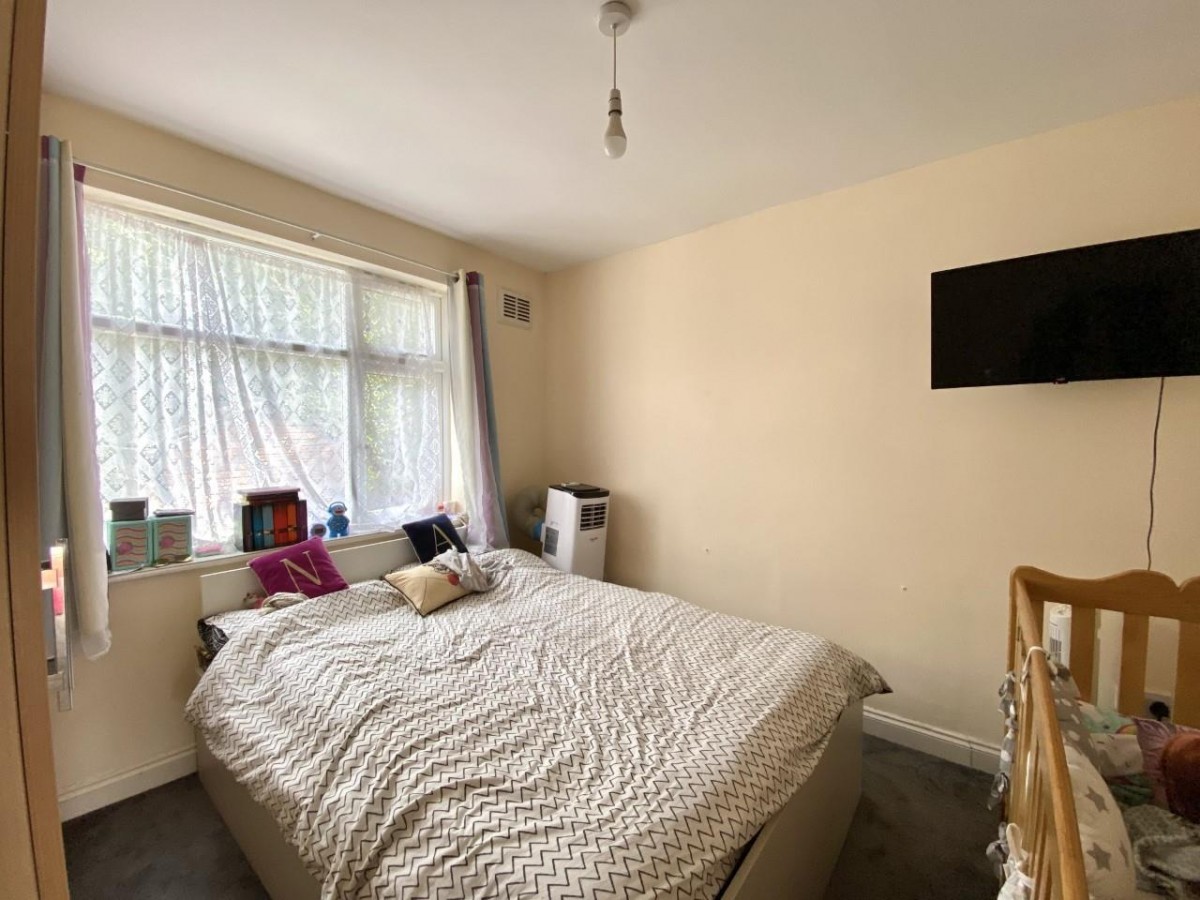 Douglas Crescent, Hayes