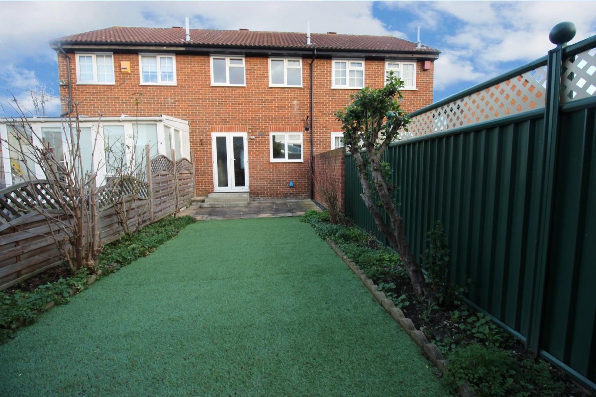 Halifield Drive, Belvedere