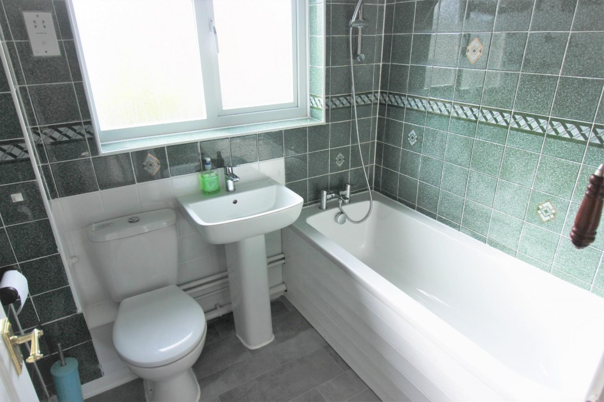 Halifield Drive, Belvedere