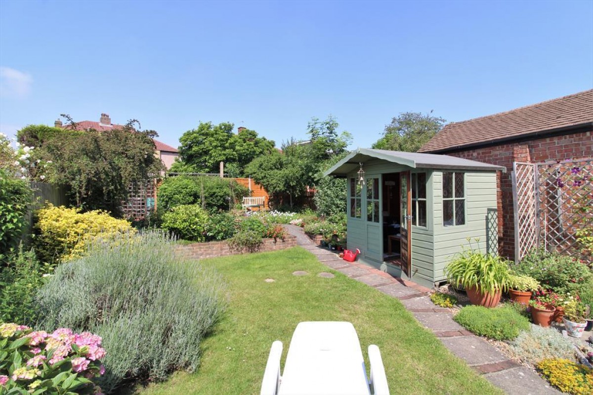 Park Grove, Bexleyheath, Kent, DA7 6AA