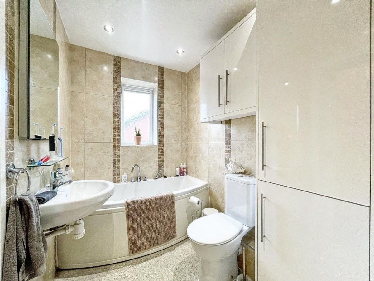 Main Street, South Hiendley, Barnsley, S72 9BU