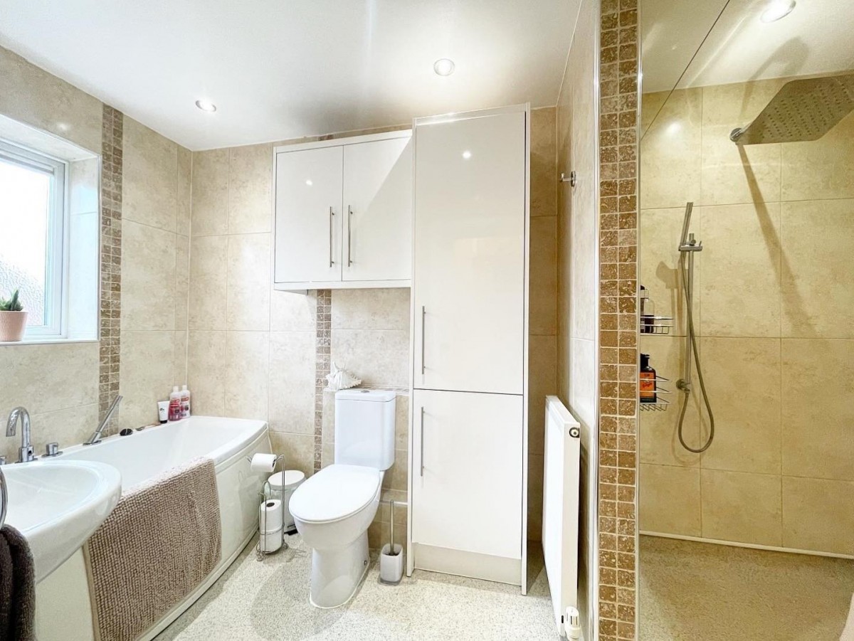 Main Street, South Hiendley, Barnsley, S72 9BU
