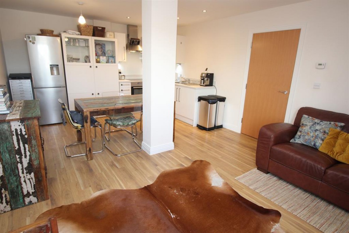Skyline House, Swingate, Stevenage, SG1