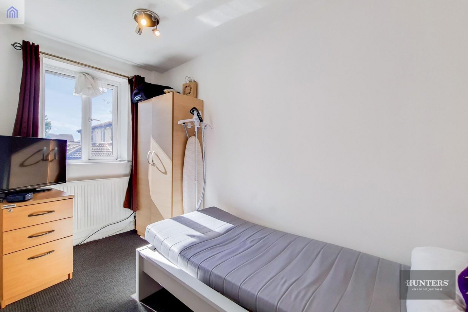 Gibson Road, Dagenham, RM8