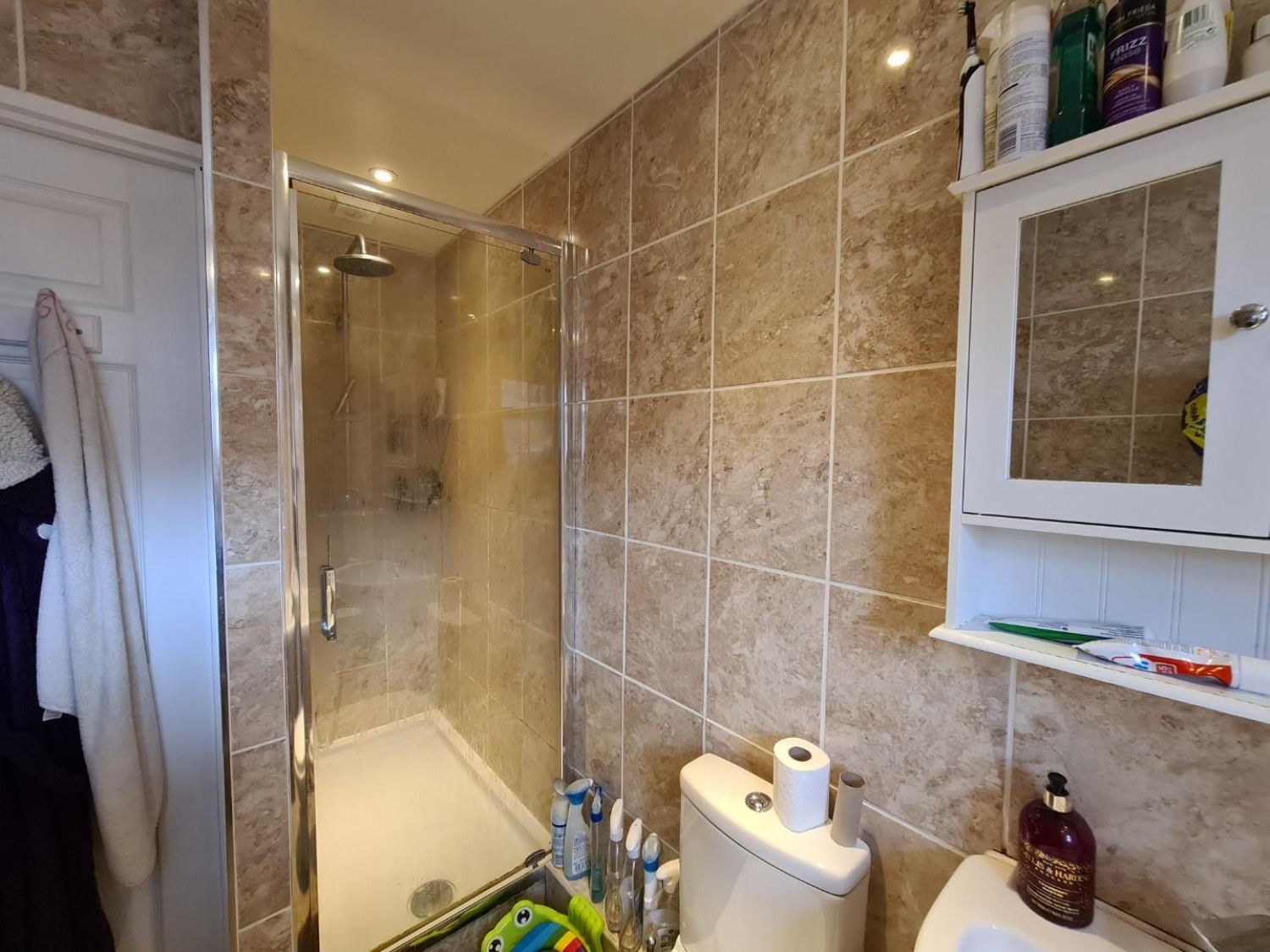 Peterborough Road, Carshalton