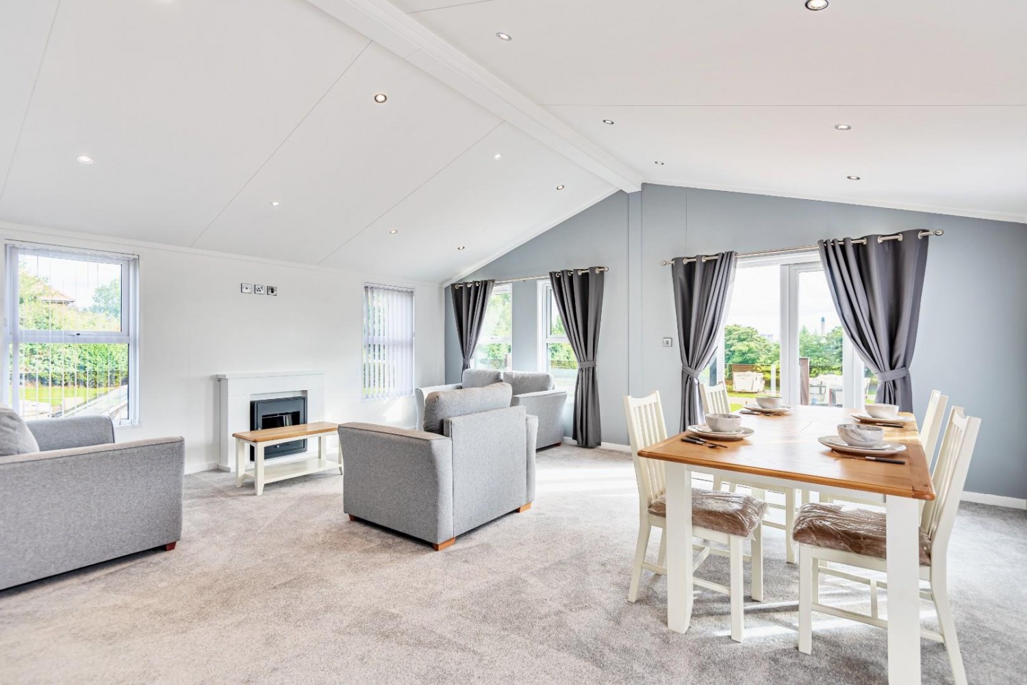 Cliffe Meadows Park, Turnham Lane, Cliffe, Selby, YO8