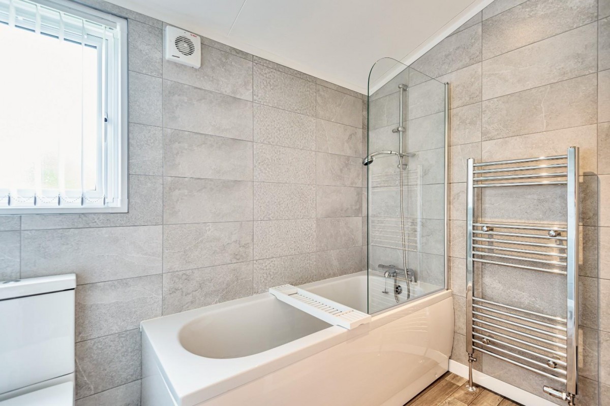 Cliffe Meadows Park, Turnham Lane, Cliffe, Selby, YO8