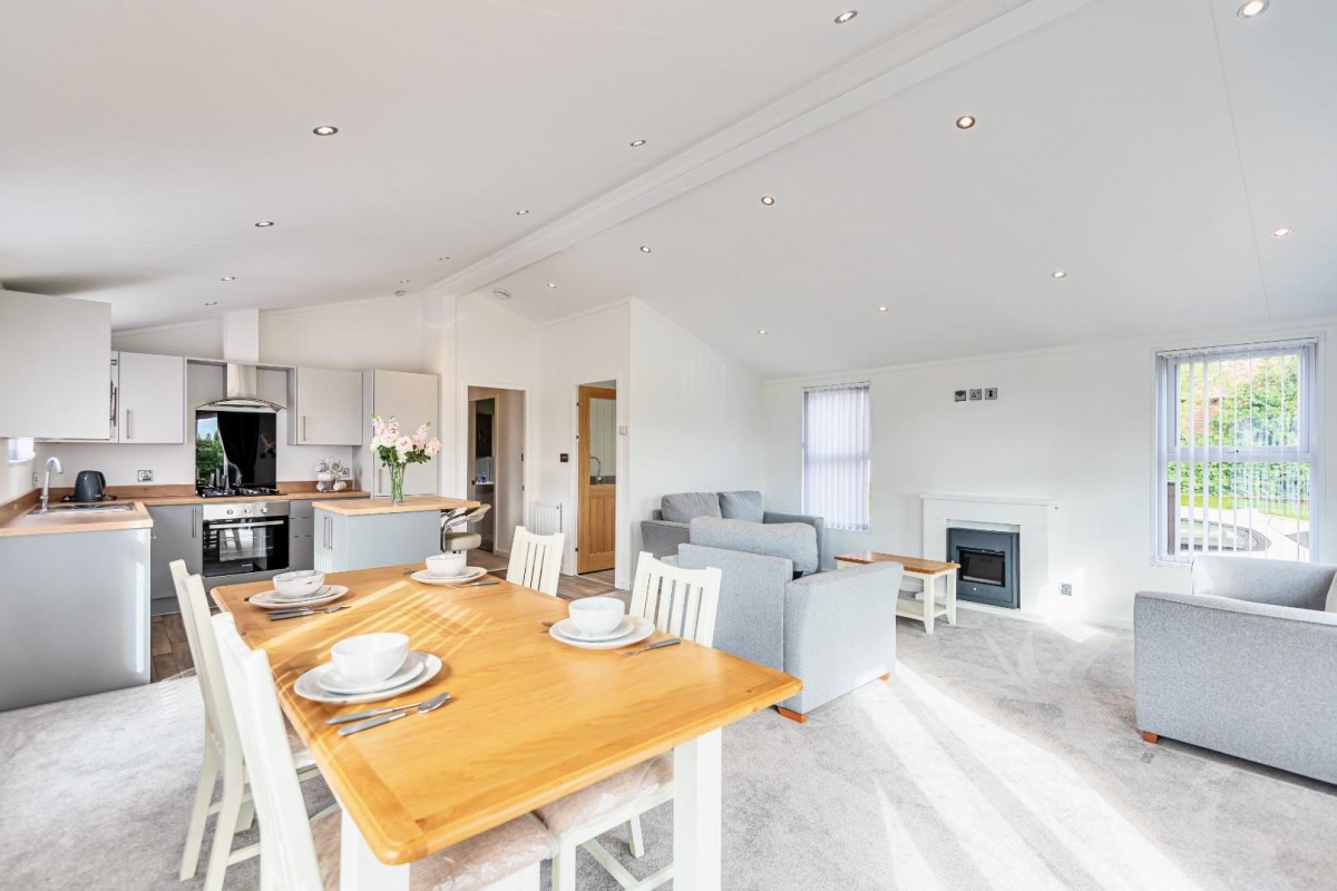 Cliffe Meadows Park, Turnham Lane, Cliffe, Selby, YO8