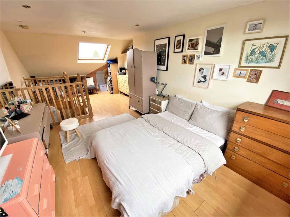 Dearne Road, Bolton-upon-Dearne, Rotherham, S63 8JT