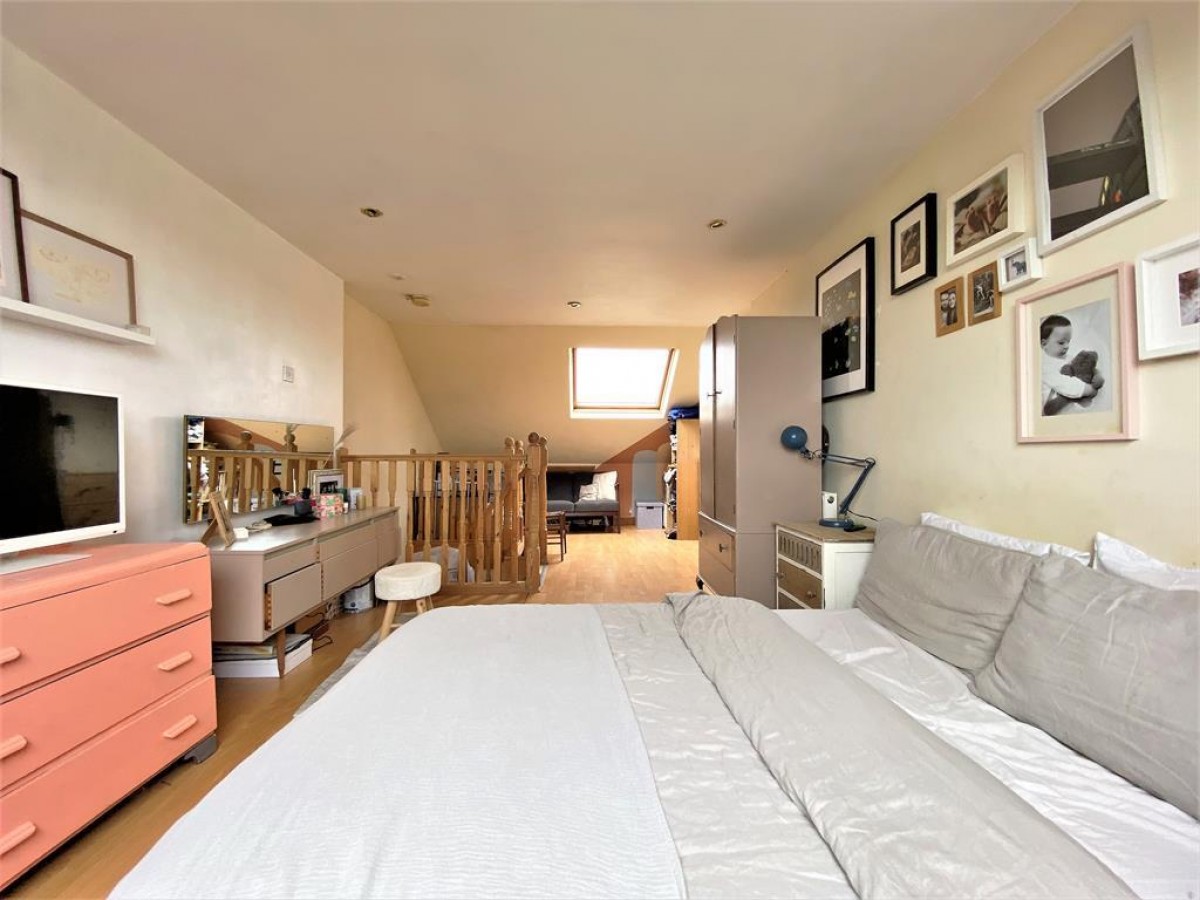 Dearne Road, Bolton-upon-Dearne, Rotherham, S63 8JT