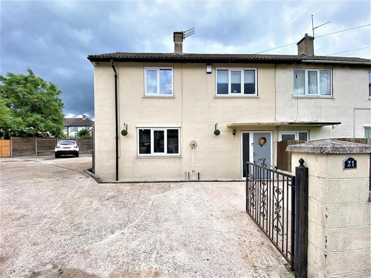 Broomhill View, Bolton-upon-Dearne, Rotherham, S63 8LB