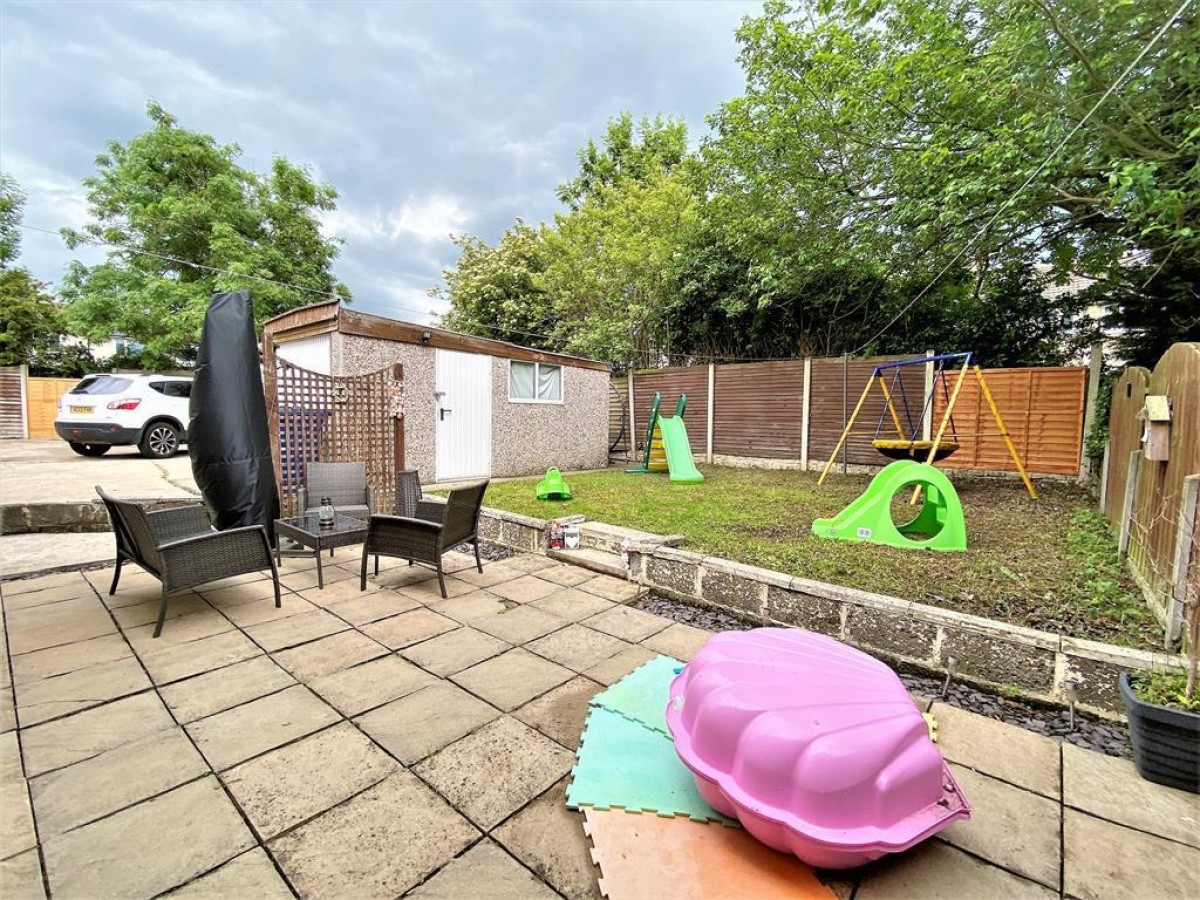 Broomhill View, Bolton-upon-Dearne, Rotherham, S63 8LB