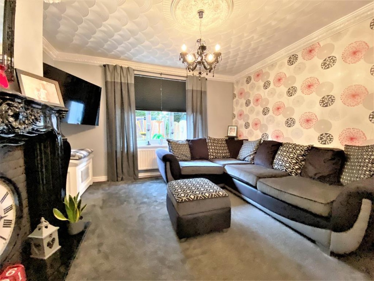 Broomhill View, Bolton-upon-Dearne, Rotherham, S63 8LB