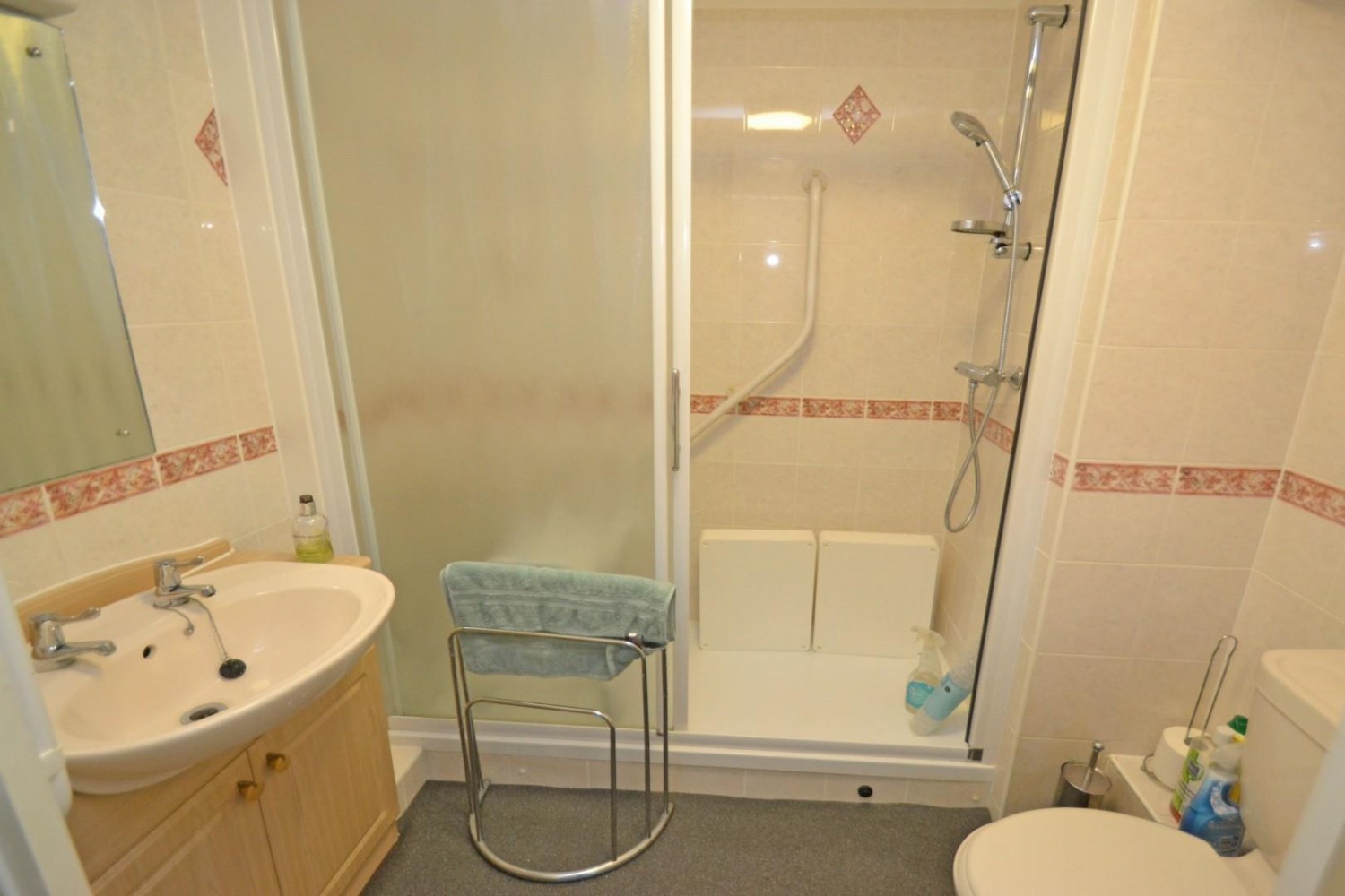 Pinetree Court, Danestrete, Stevenage, SG1