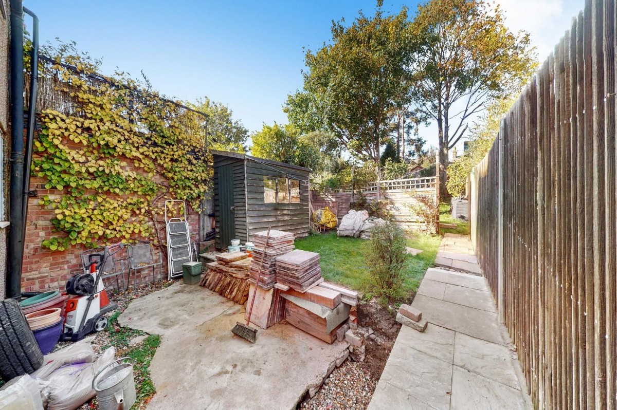 Murray Road, London W5 4DA