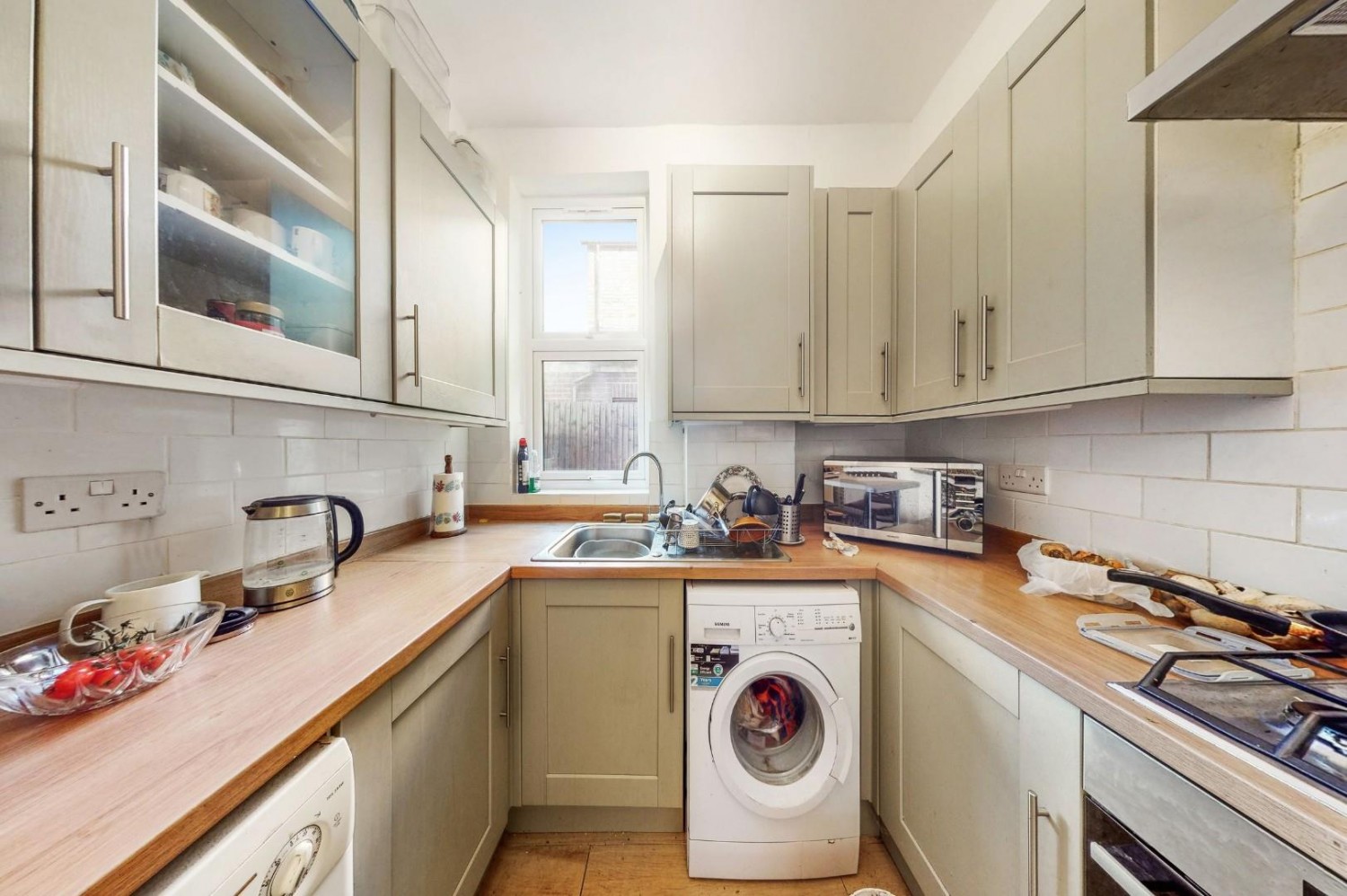 Murray Road, London W5 4DA