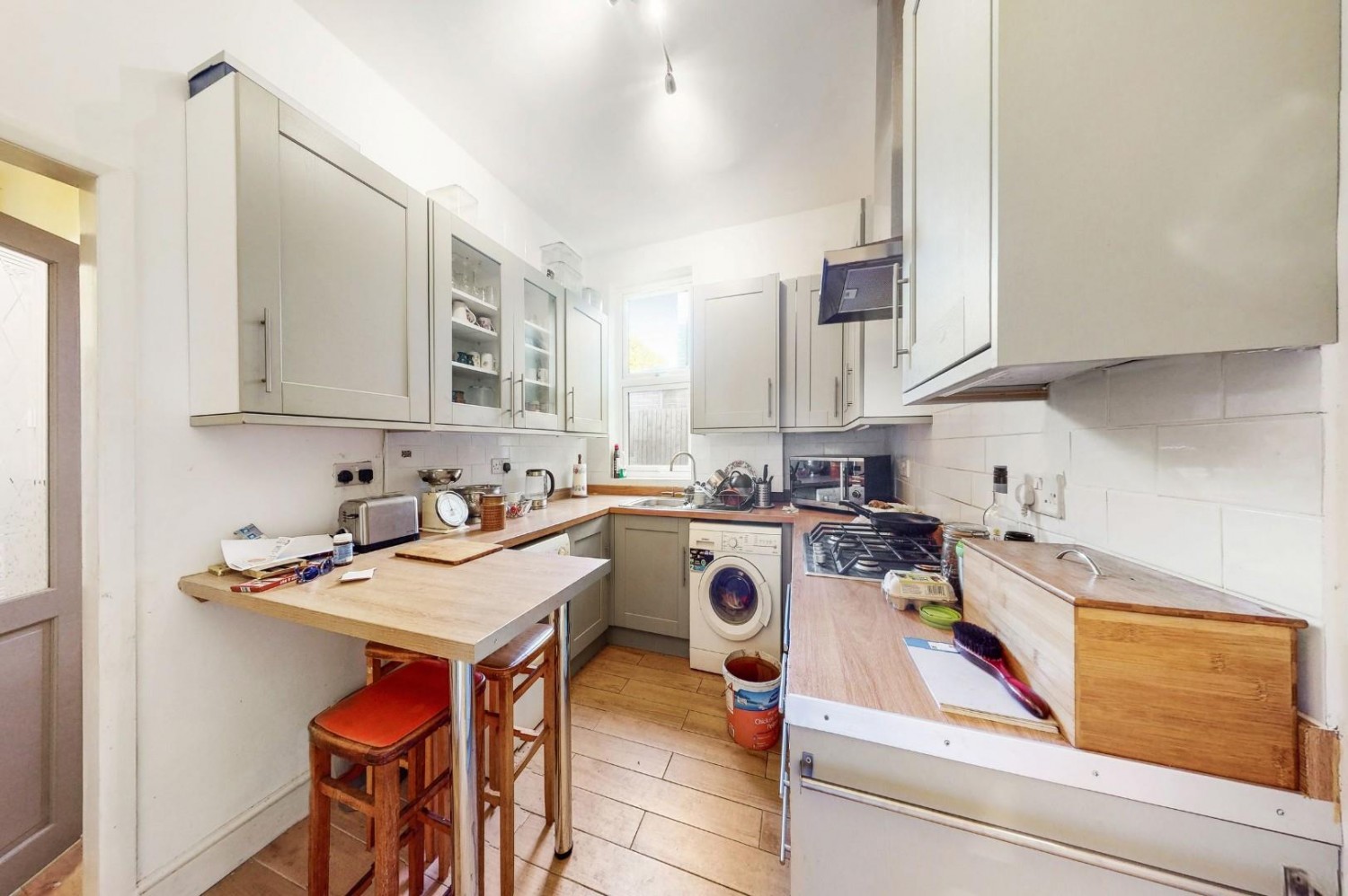 Murray Road, London W5 4DA