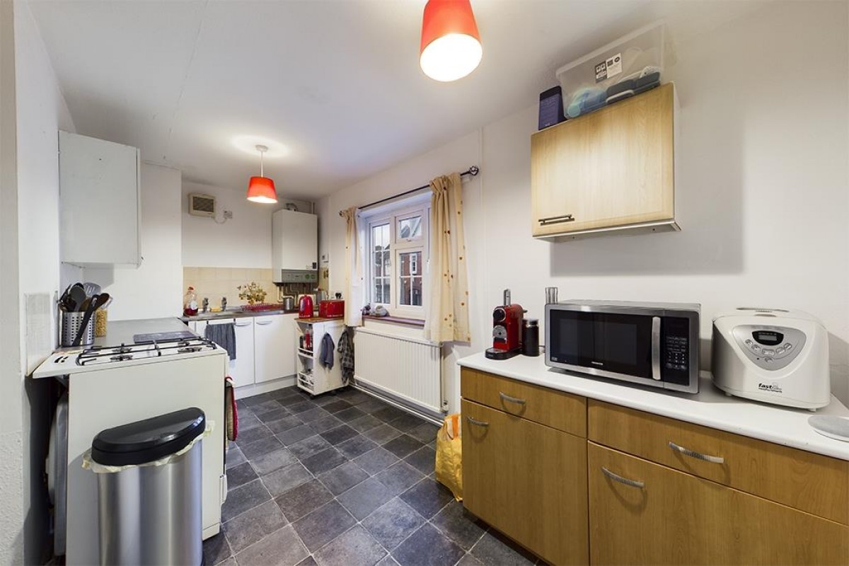 High Street, Botley - Virtual Viewing Link Attached