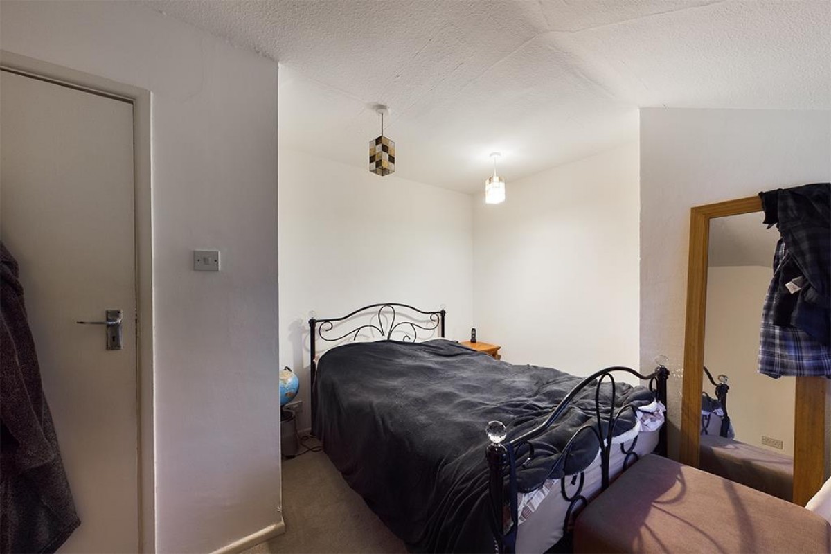 High Street, Botley - Virtual Viewing Link Attached
