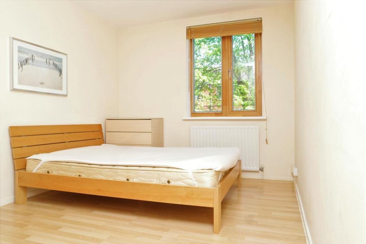 Stoneycroft Close, Lee, London, SE12 0SW