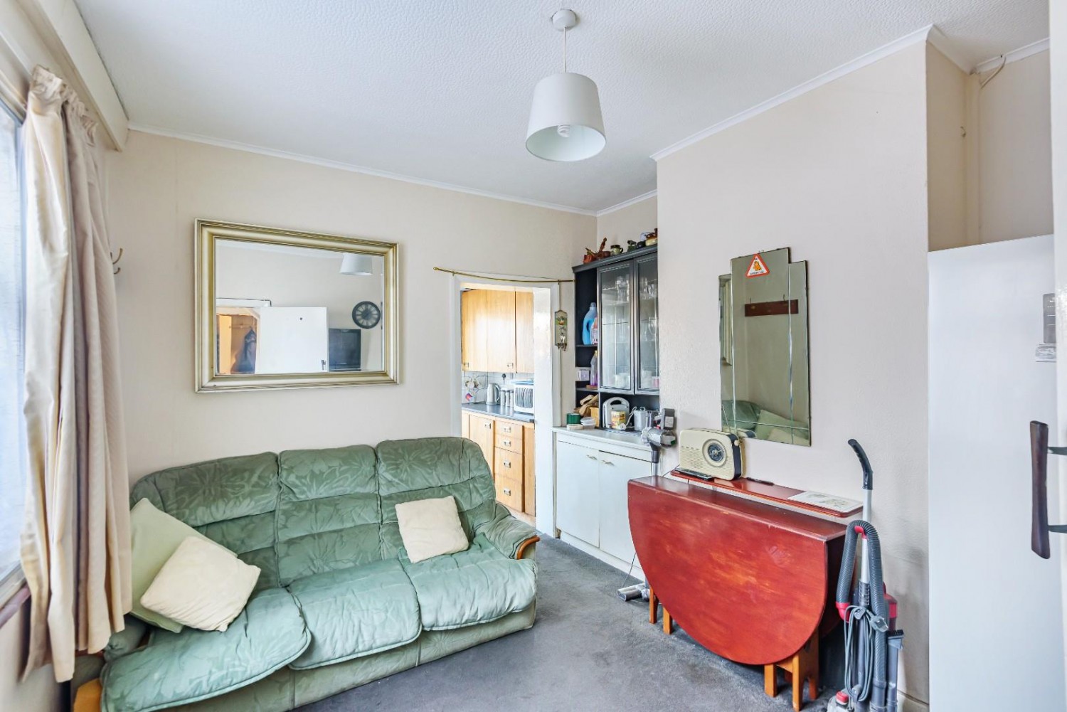 High Street, Harlington, Hayes