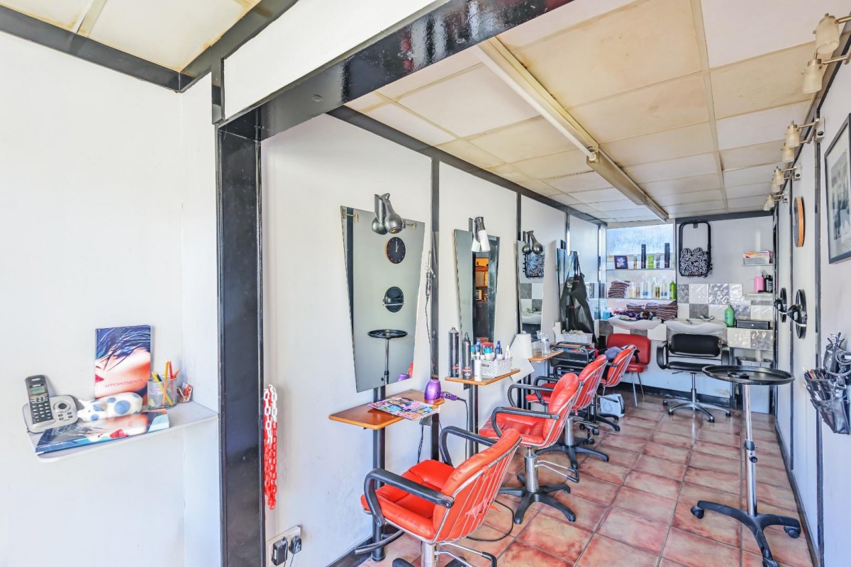 High Street, Harlington, Hayes