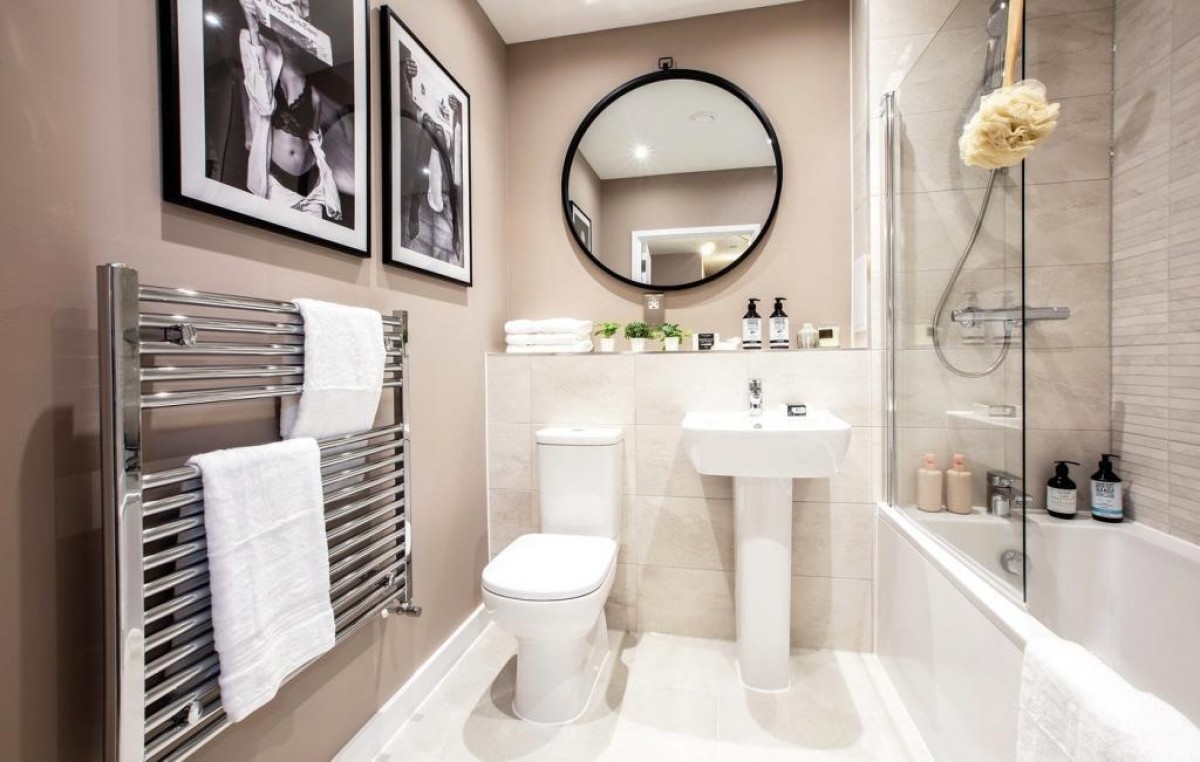 New Hayes, Pump Lane, Hayes, Middlesex, UB3 3NB