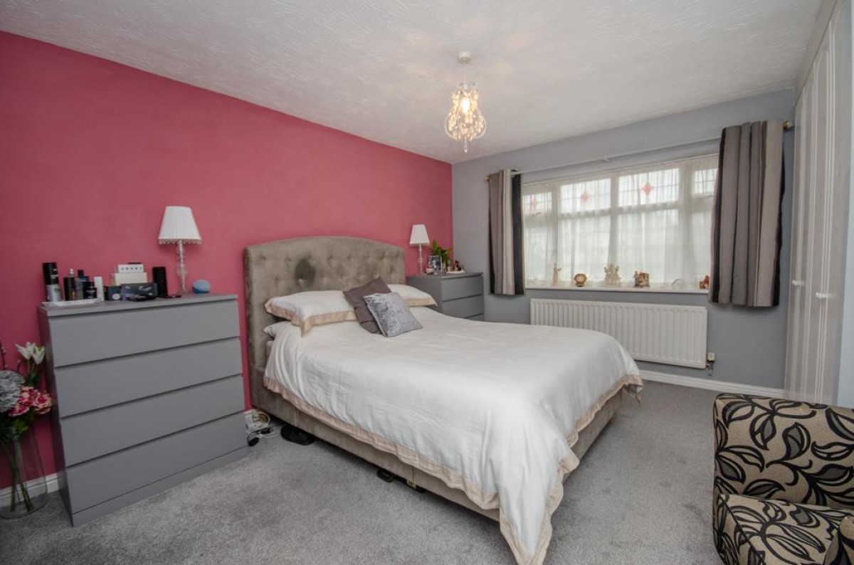 Colliers Break, Emersons Green, Bristol, BS16 7EB