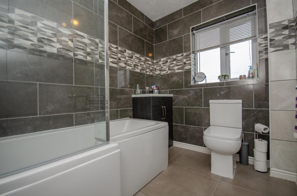 Colliers Break, Emersons Green, Bristol, BS16 7EB