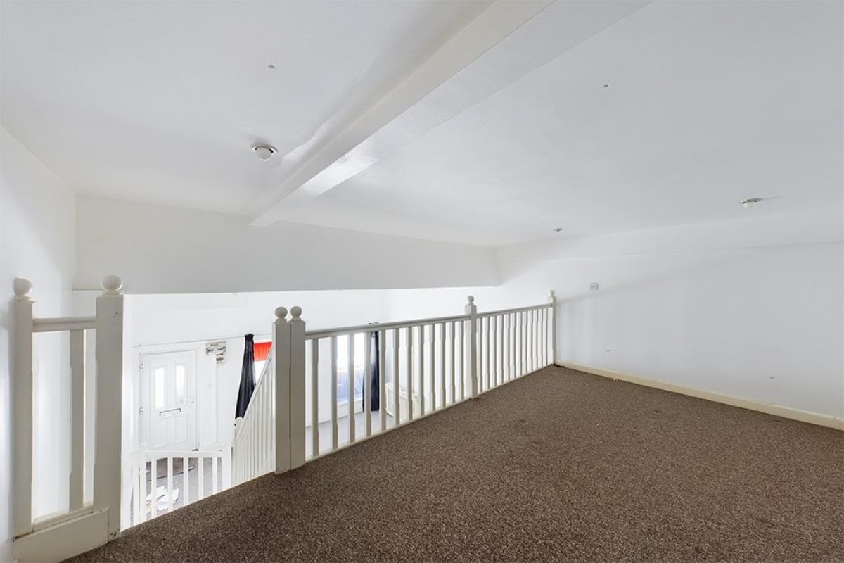 Millbrook Road West - Mezzanine Level