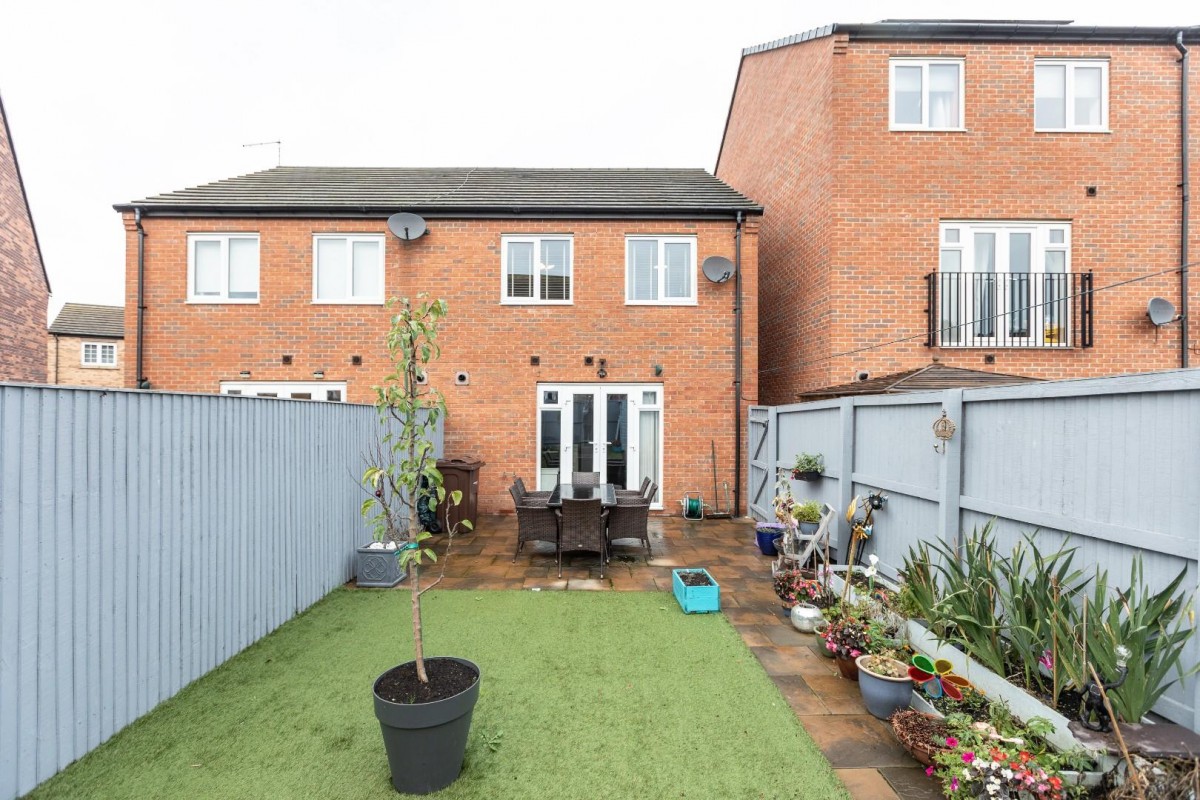 Blenheim Way, Castleford