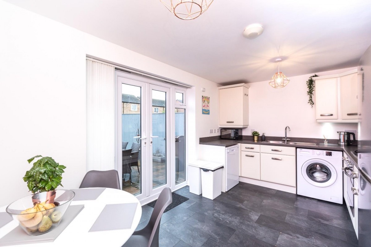 Blenheim Way, Castleford