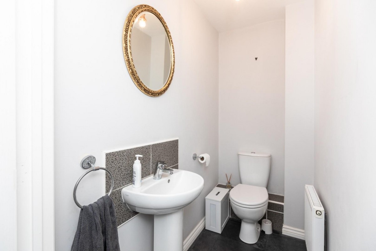 Blenheim Way, Castleford