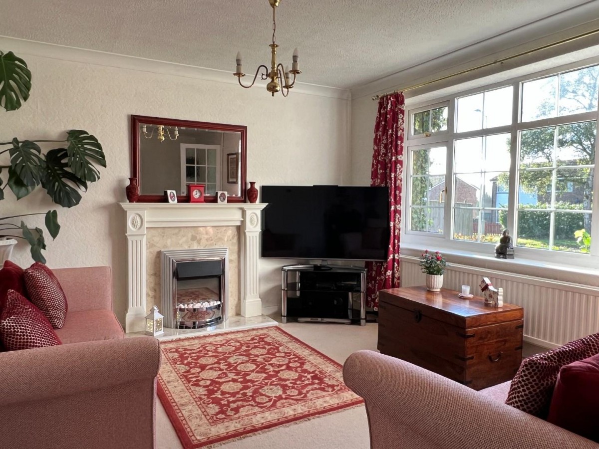 Westrip Lane, Stroud, GL5 4PL