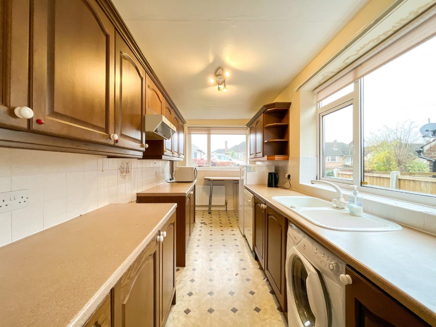 Leeds Old Road, Heckmondwike