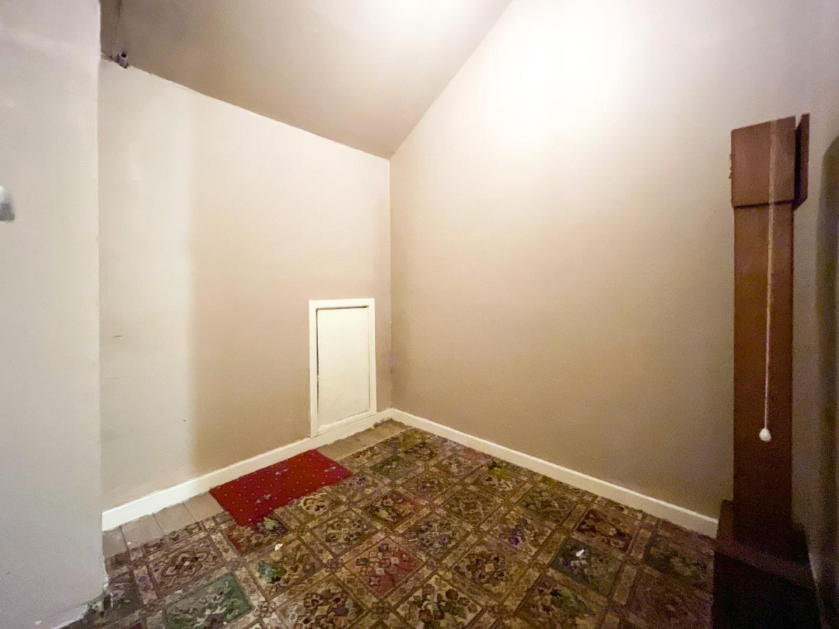 Leeds Old Road, Heckmondwike