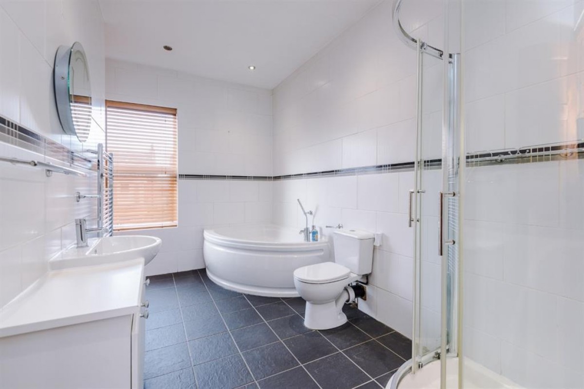 Station Road, Swinton, Manchester, M27 6BT