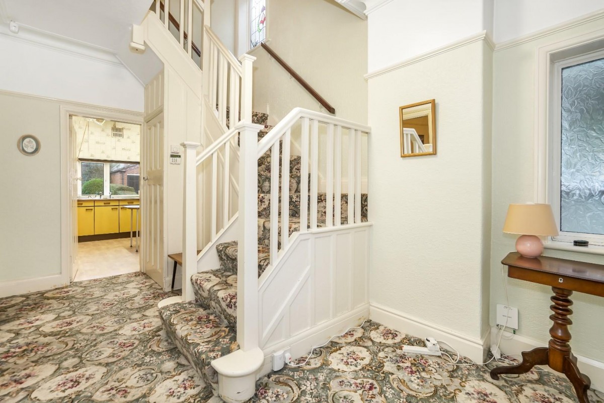 Shaftesbury Avenue, Roundhay, Leeds