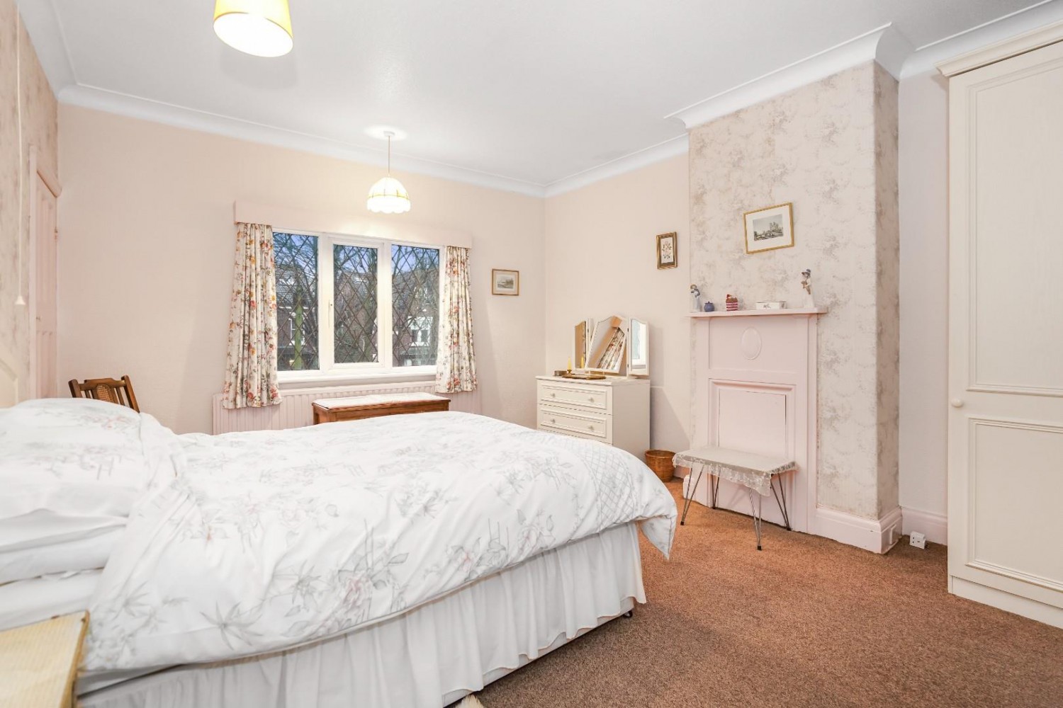 Shaftesbury Avenue, Roundhay, Leeds