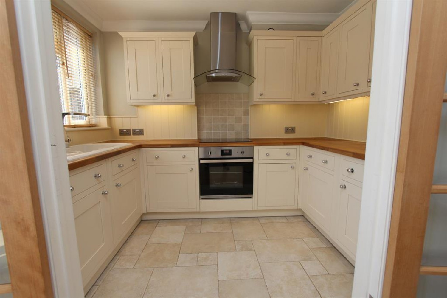 Wedgewood Road, Downend, Bristol, BS16 6LT