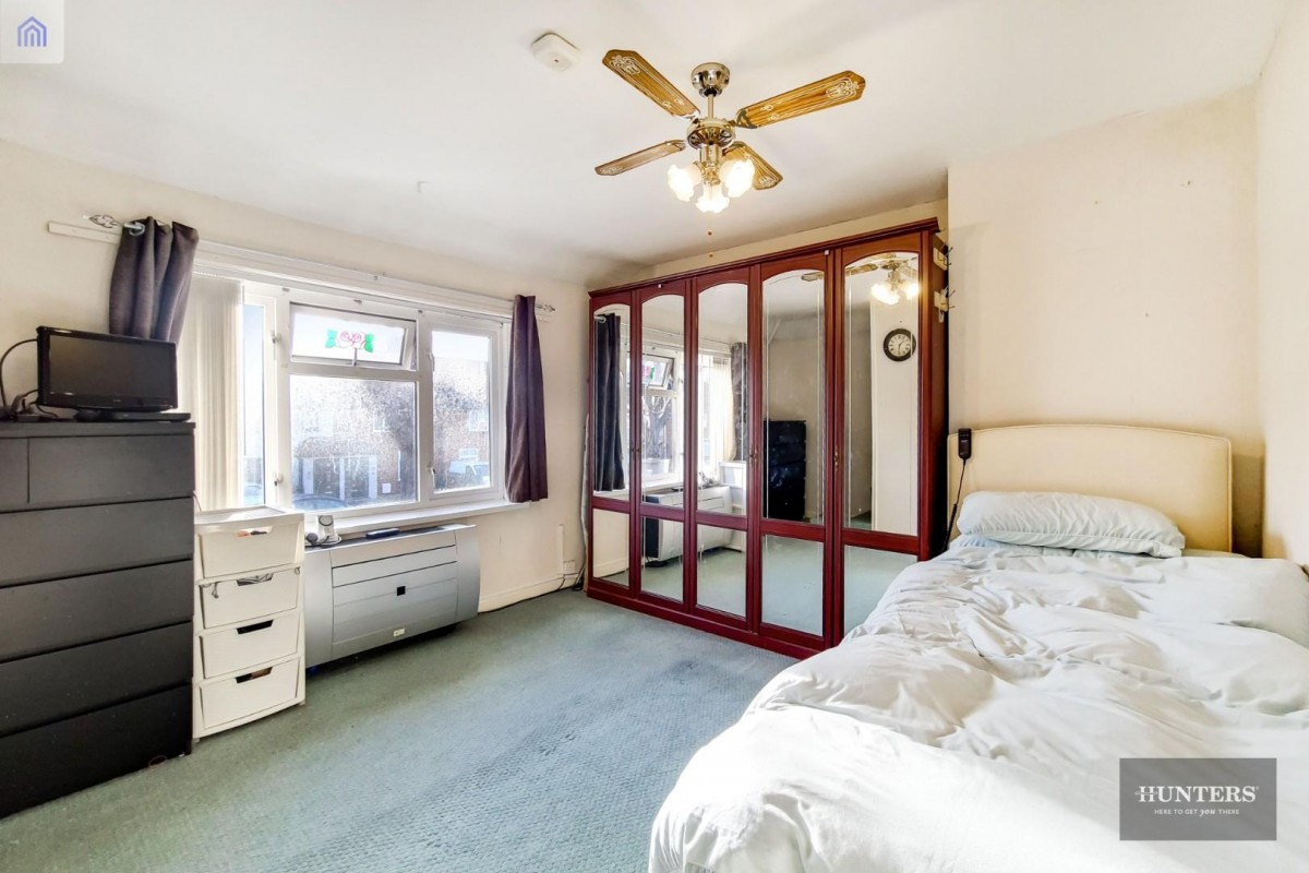Walnut Tree Road, Dagenham, RM8