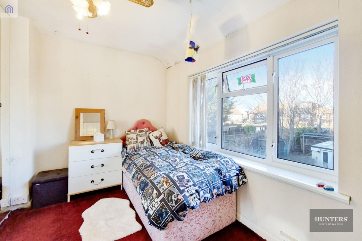 Walnut Tree Road, Dagenham, RM8